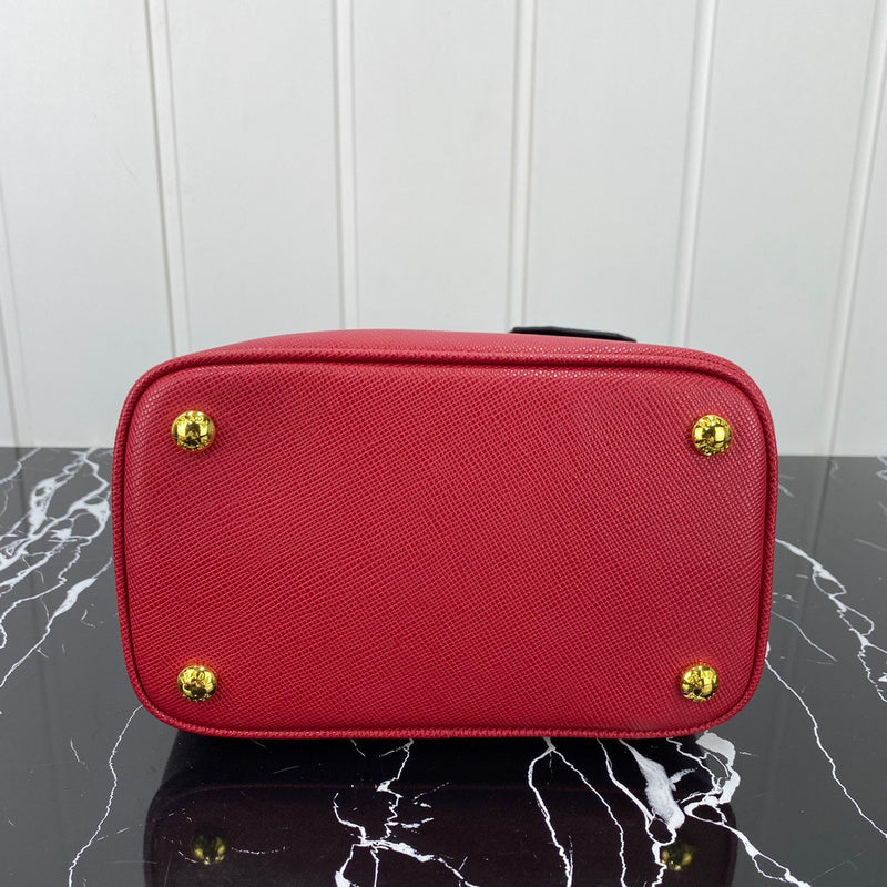 Barnes-Bags - Prada Bags - 852