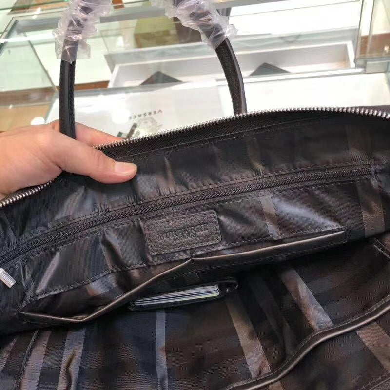 Burberry Bags - Bagsattire   479