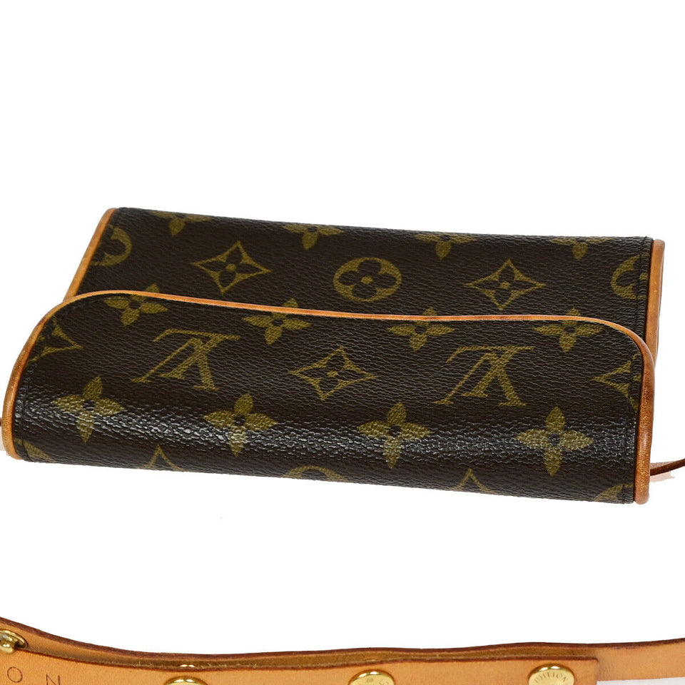 Louis Vuitton Pochette Florentine  Canvas Clutch Bag