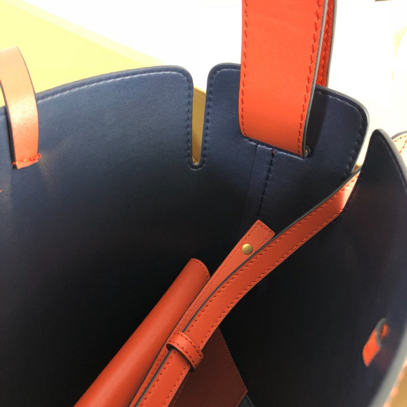 Burberry Bags - Bagsattire   330