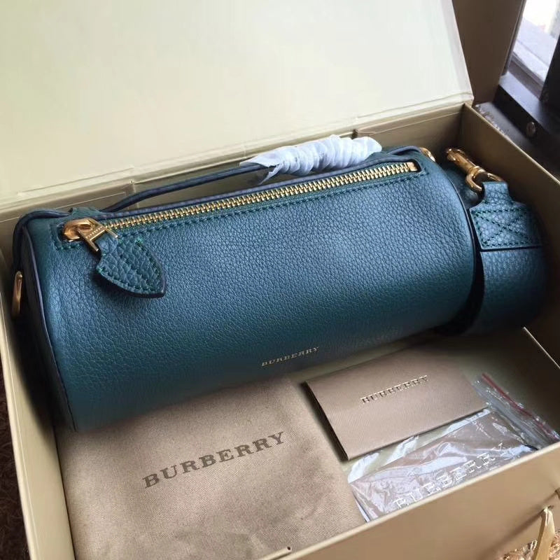 Burberry Bags - Bagsattire   448