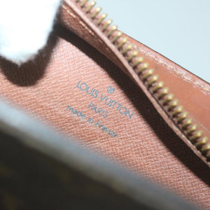 Louis Vuitton Pochette Homme  Canvas Clutch Bag