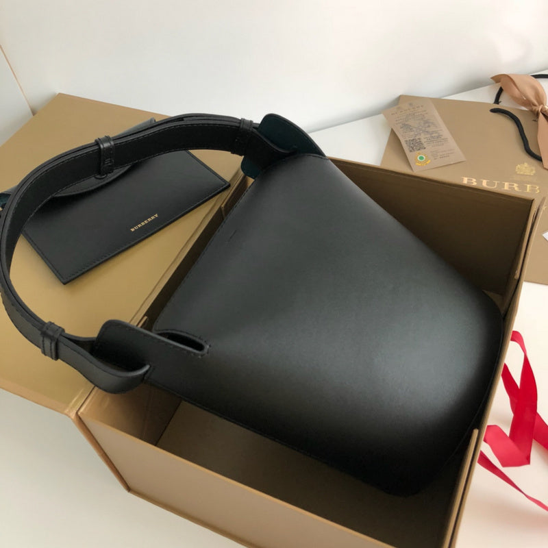 Burberry Bags - Bagsattire   338