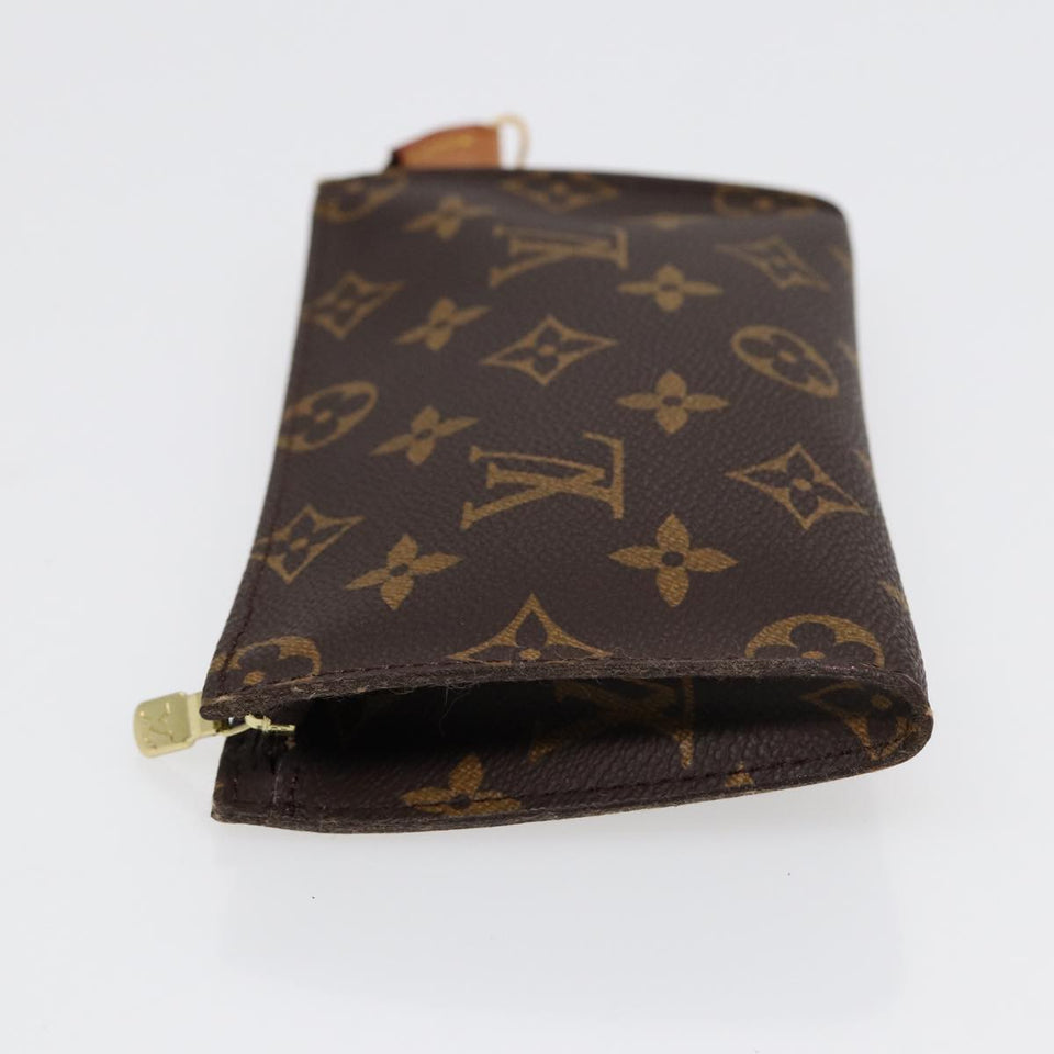 Louis Vuitton Pochette Accessoire  Canvas Clutch Bag