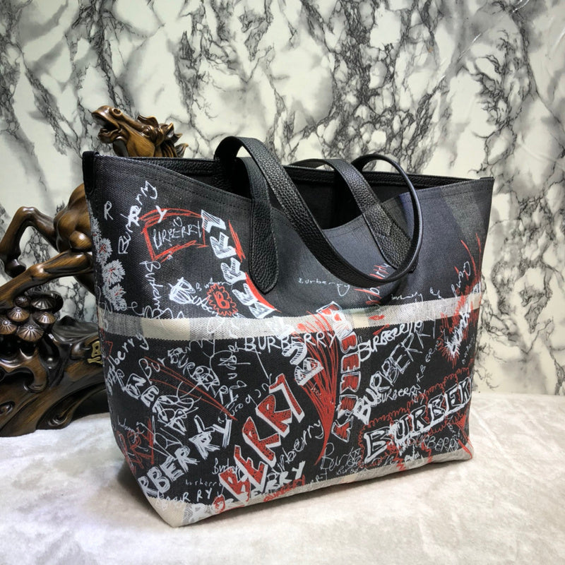 Burberry Bags - Bagsattire   419