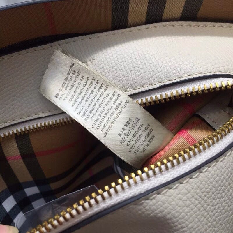 Burberry Bags - Bagsattire   693