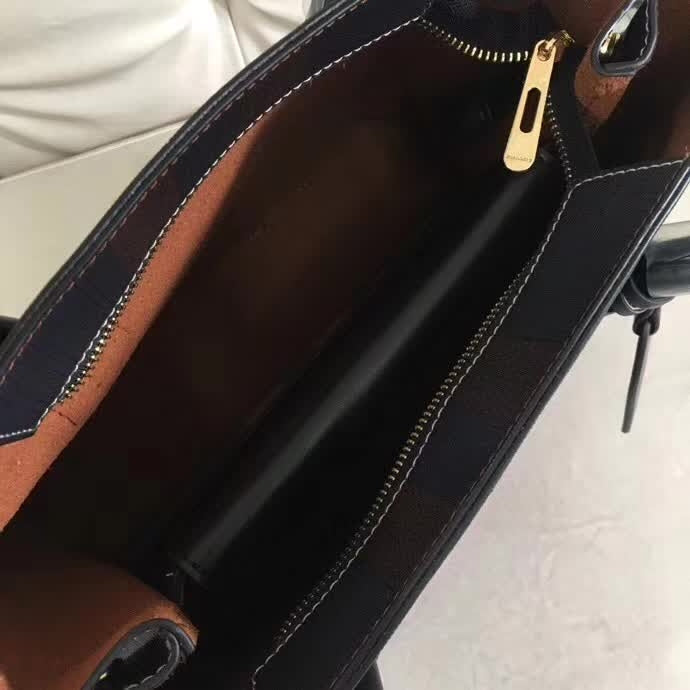 Burberry Bags - BG Bags - 1073