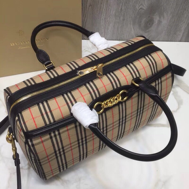Burberry Bags - Bagsattire   698