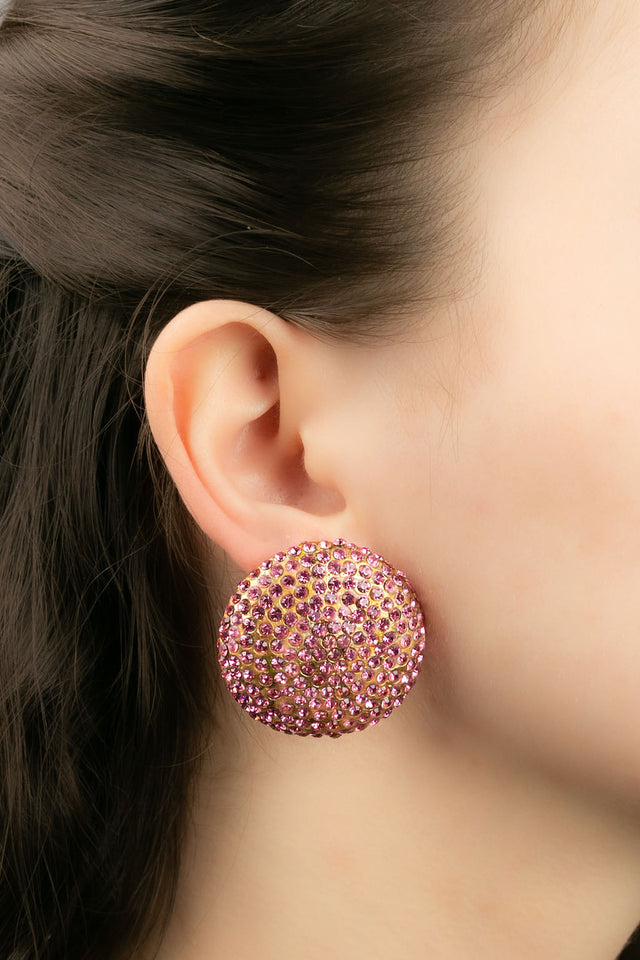 Boucles d'oreilles strassées Chanel