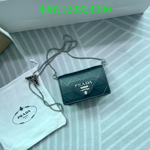 Prada Bags - The Barnes Bags  018