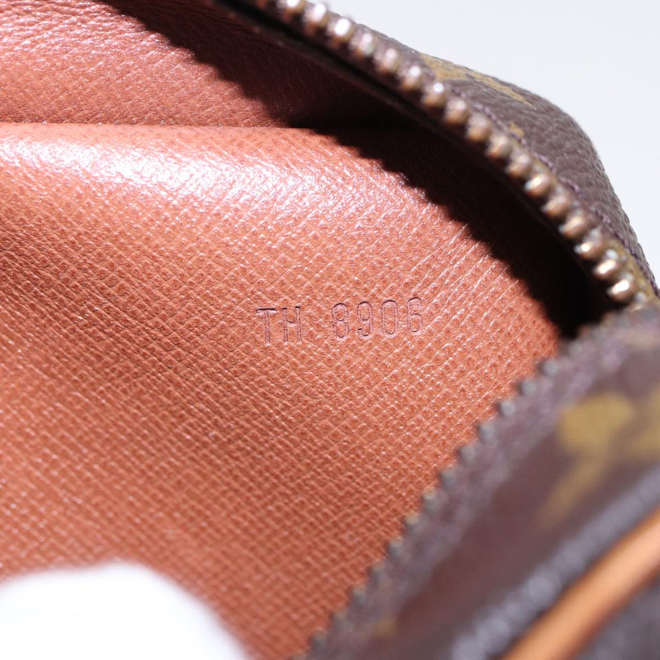 Louis Vuitton Compiegne 23 Clutch Bag