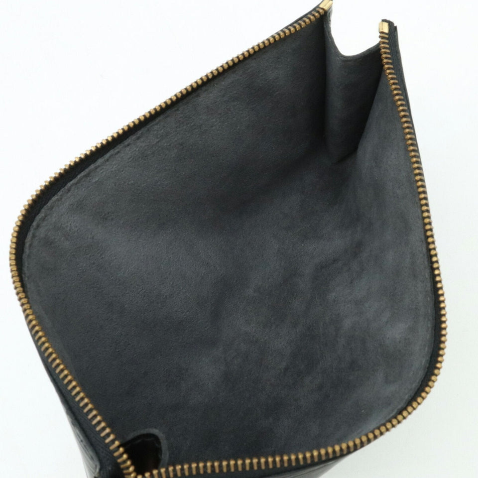Louis Vuitton Pochette Accessoires  Leather Clutch Bag