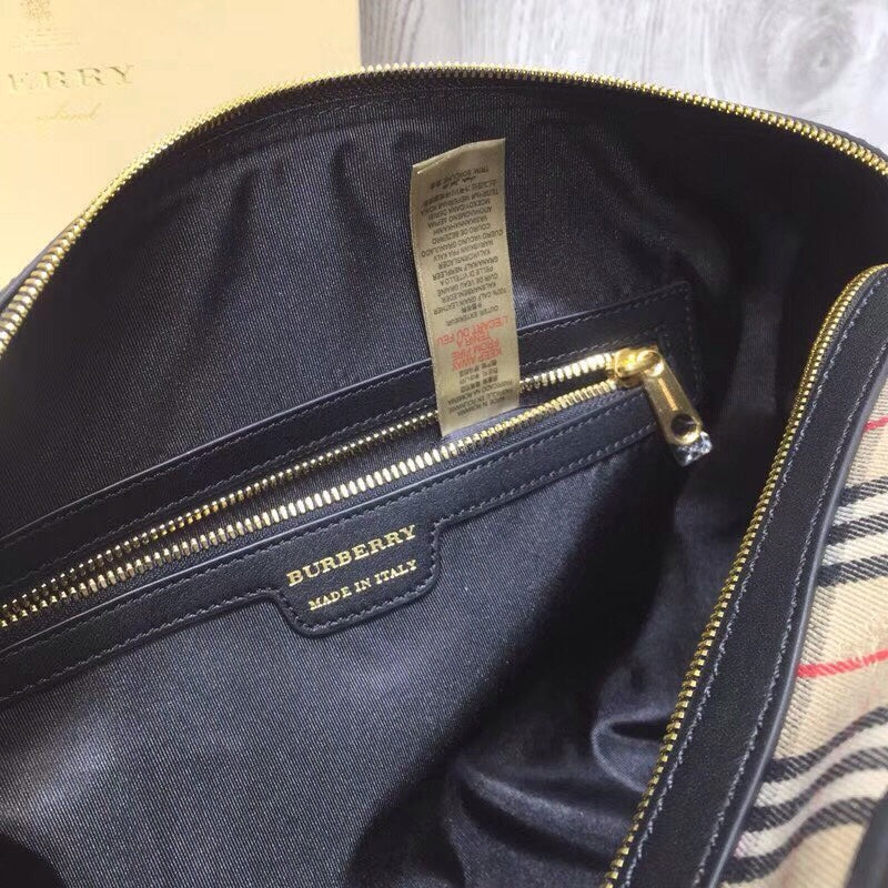 Burberry Bags - Bagsattire   698