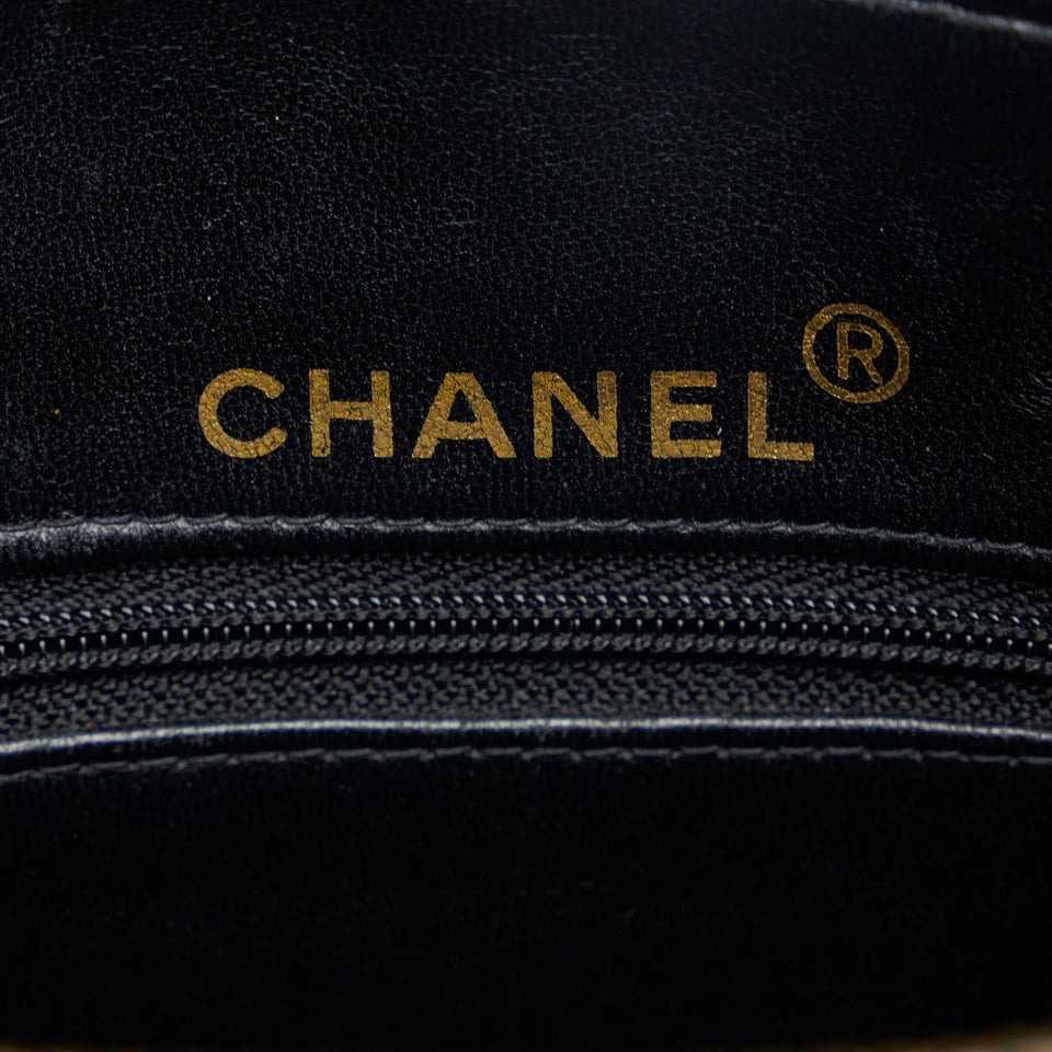 CHANEL CC Matelasse Tassel Camera Bag