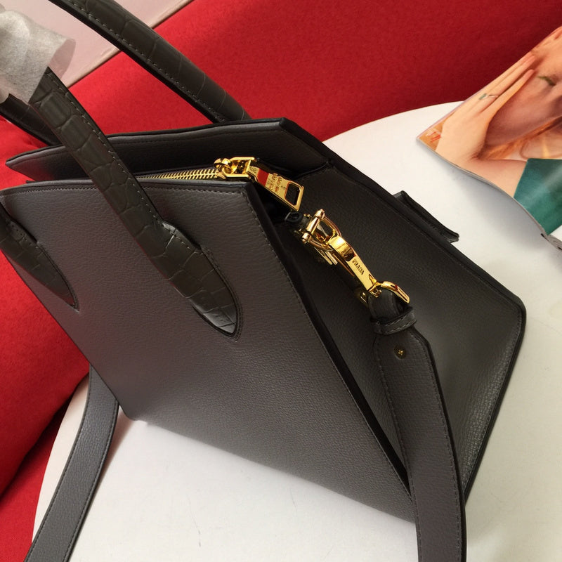 Barnes-Bags - Prada Bags - 993