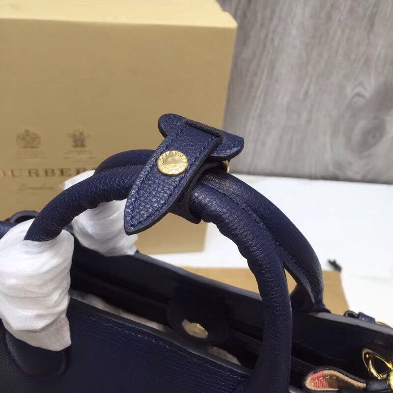 Burberry Bags - Bagsattire   514