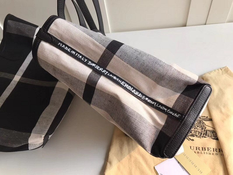 Burberry Bags - Bagsattire   290