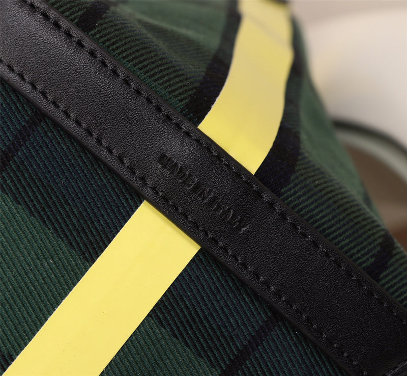 Burberry Bags - Bagsattire   357