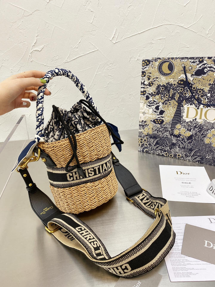 MO - Top Quality Bags Christian Dior 209