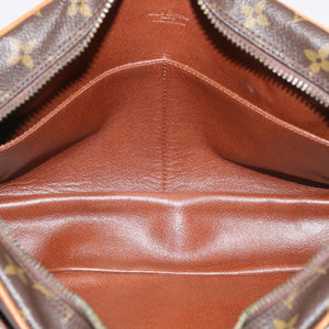 Louis Vuitton Compiegne 28  Canvas Clutch Bag