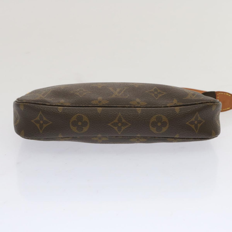 Louis Vuitton Pochette Accessoires  Canvas Clutch Bag