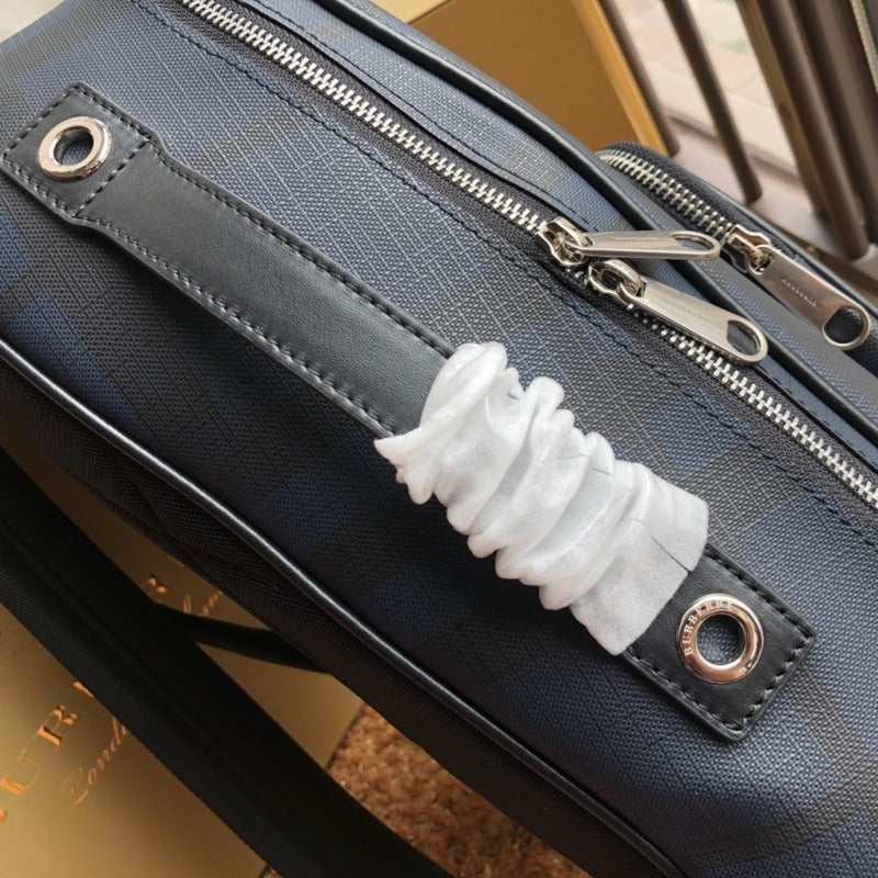 Burberry Bags - Bagsattire   679