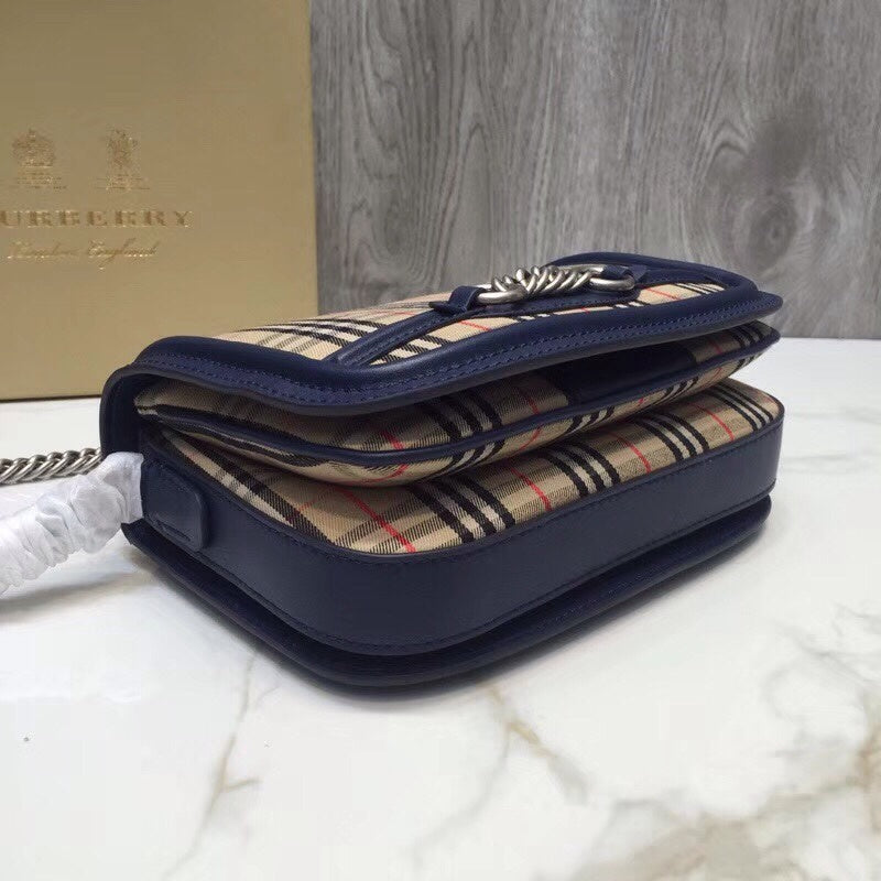 Burberry Bags - Bagsattire   718