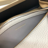 Burberry Bags - Bagsattire   459
