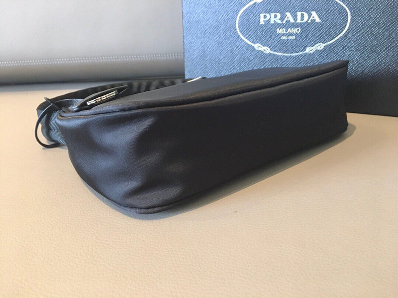 Barnes-Bags - Prada Bags - 894