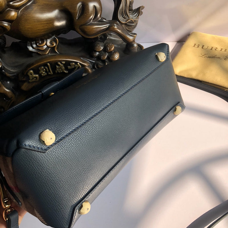 Burberry Bags - Bagsattire   231