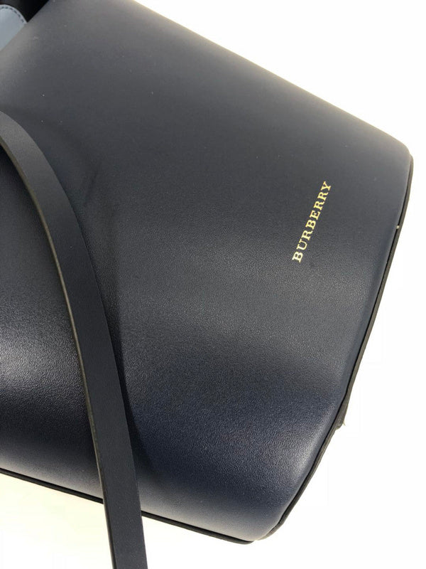 Burberry Bags - Bagsattire   327