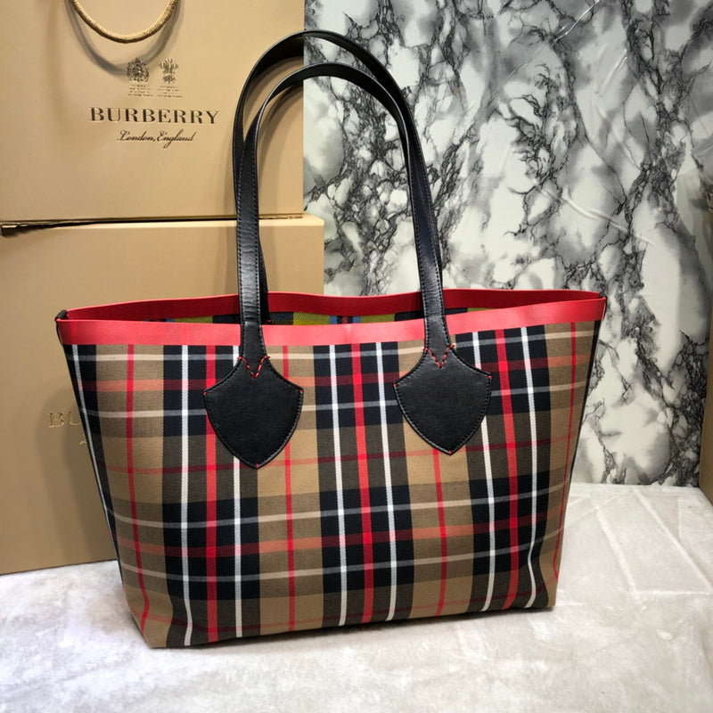 Burberry Bags - Bagsattire   358