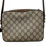 Crossbody Luxury Designer By Gucci  Size: Small