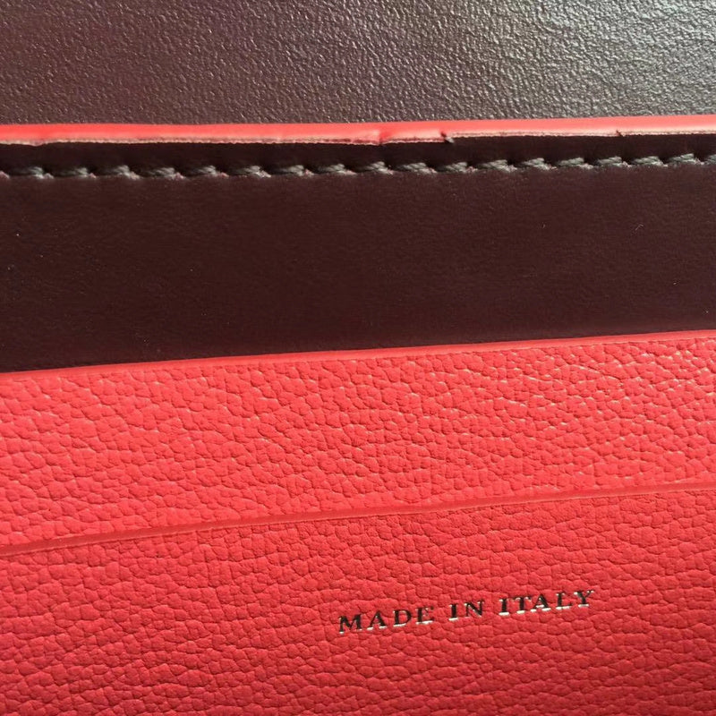 Burberry Bags - Bagsattire   458