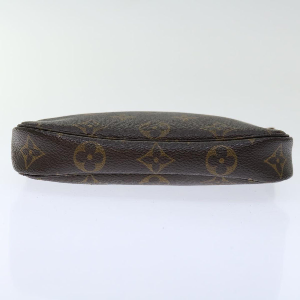 Louis Vuitton Pochette Accessoires  Canvas Clutch Bag