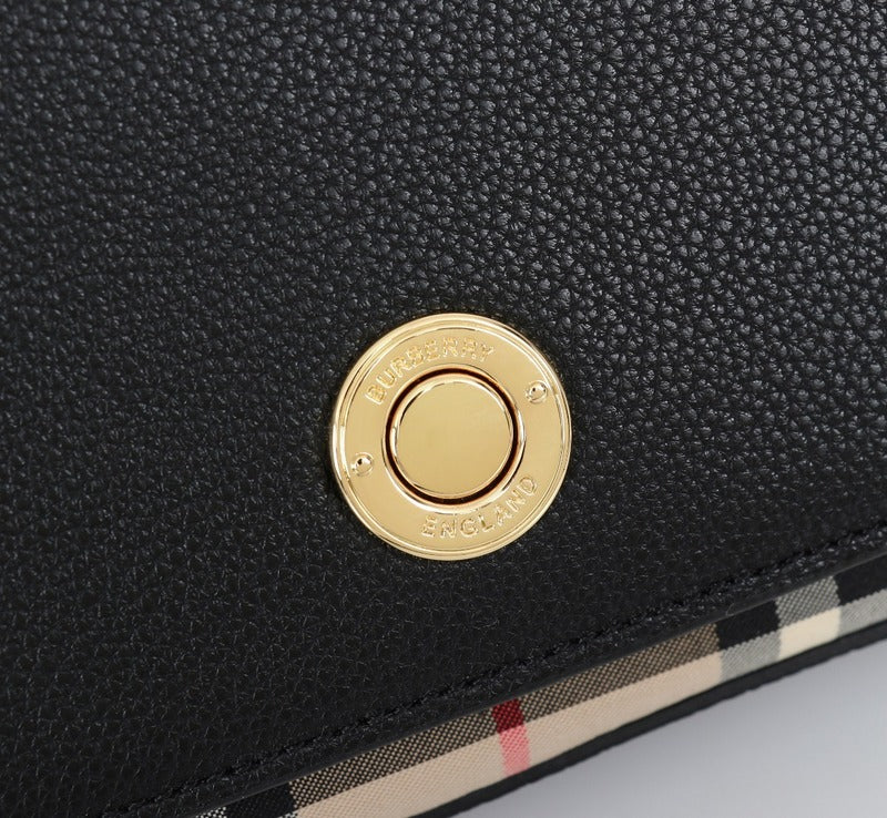 Burberry Bags - Bagsattire   147