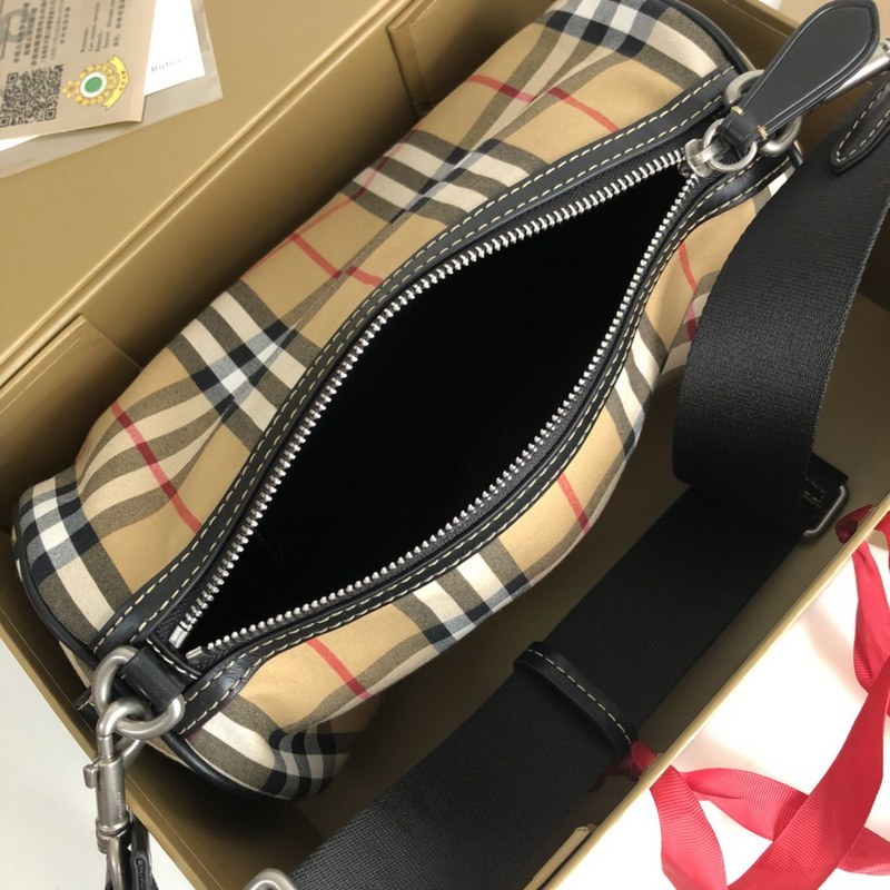 Burberry Bags - Bagsattire   456