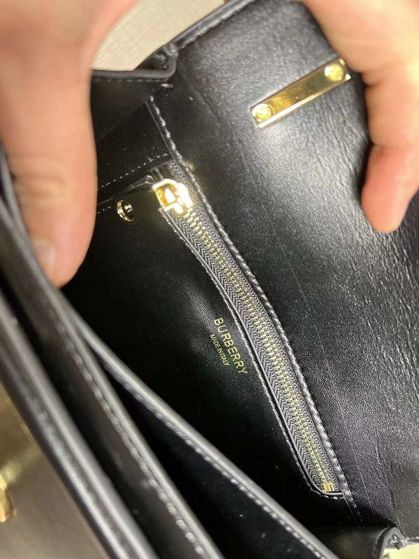 Burberry Bags - BG Bags - 569