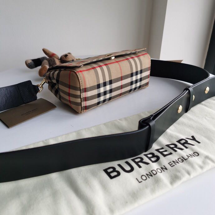 Burberry Bags - Bagsattire   200