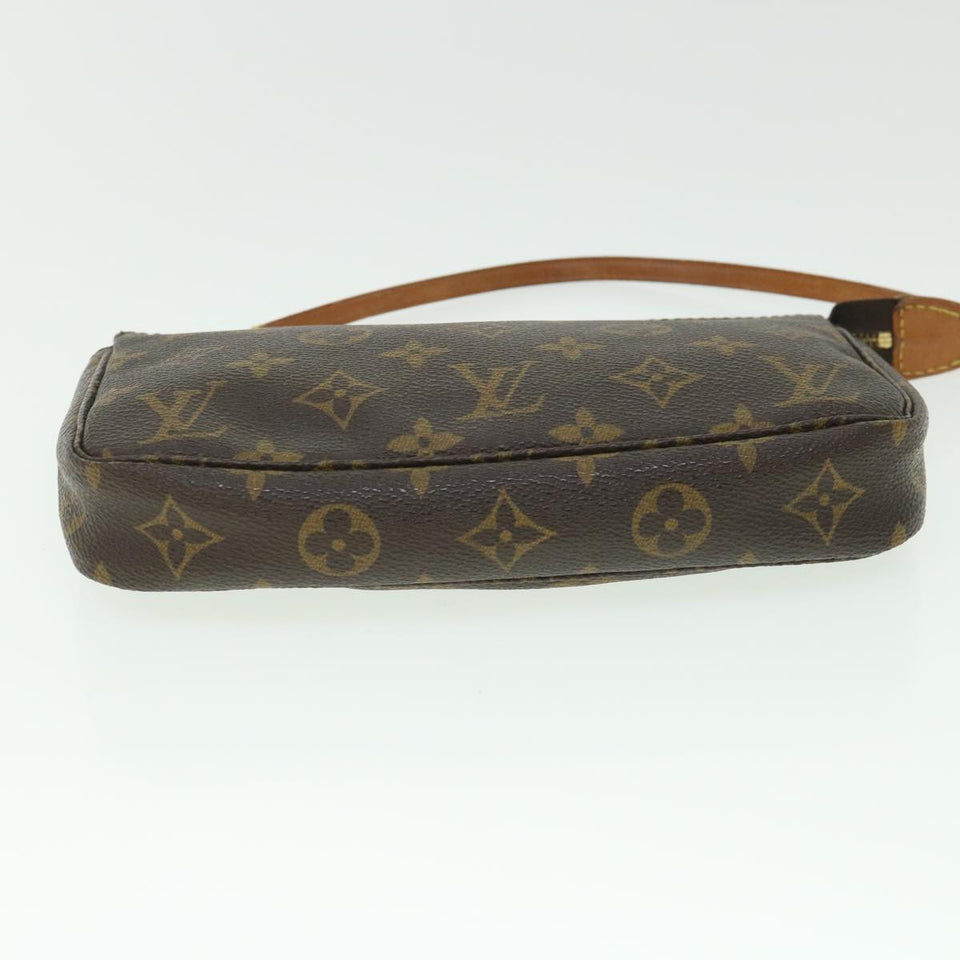 Louis Vuitton Pochette Accessoire  Canvas Clutch Bag