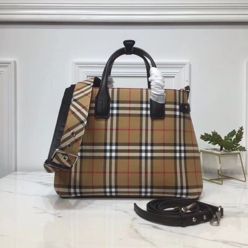 Burberry Bags - Bagsattire   687