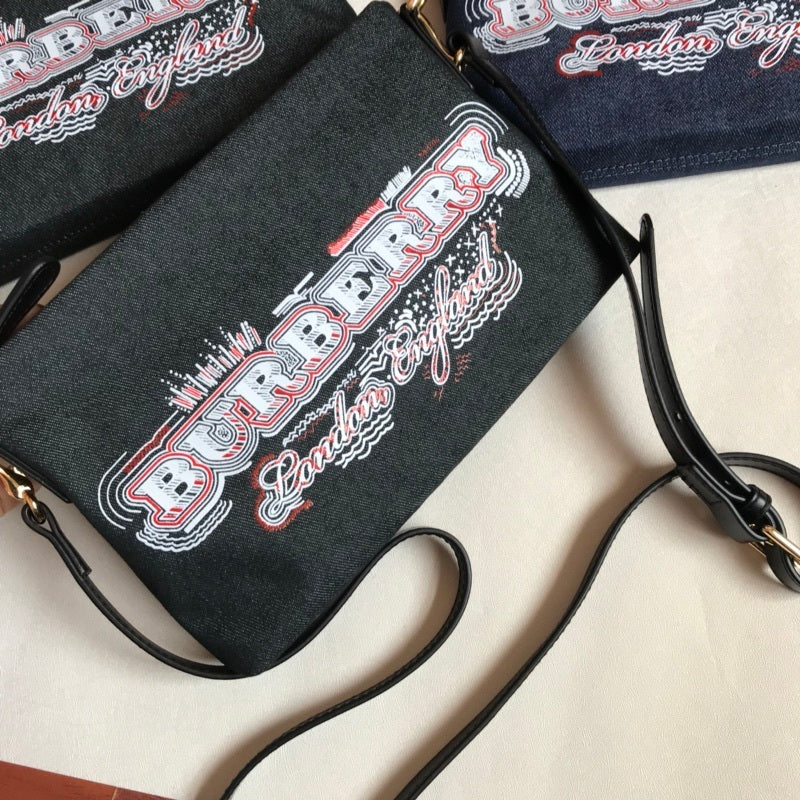 Burberry Bags - Bagsattire   376