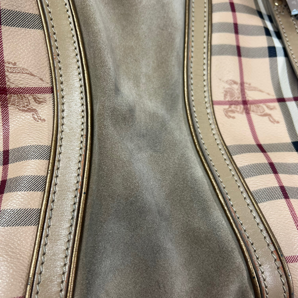 Handbag Luxury Designer By Burberry  Size: Large