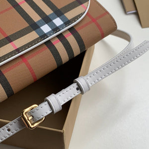 Burberry Bags - Bagsattire   649