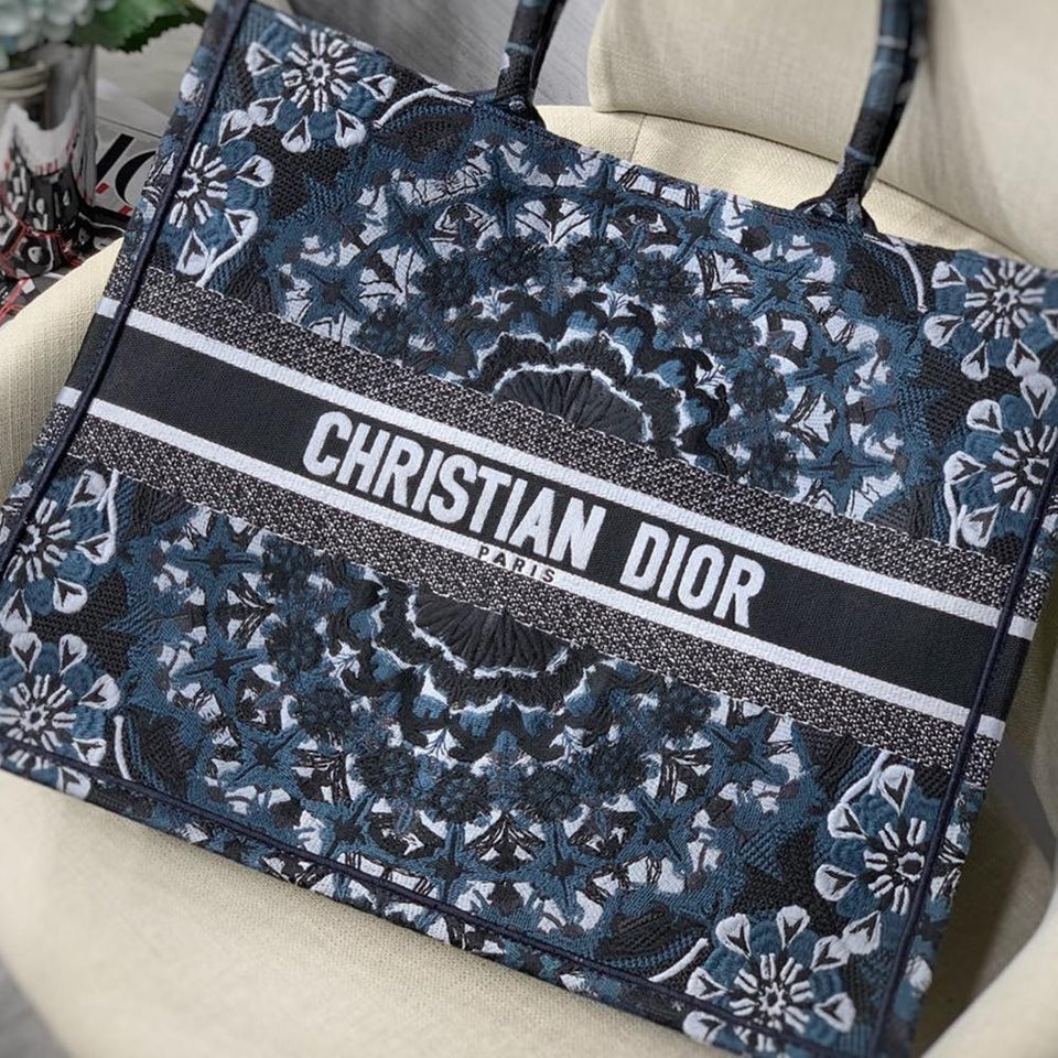 Christian Dior BOOK TOTE