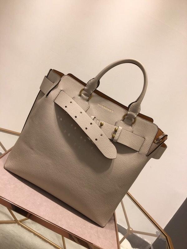 Burberry Bags - Bagsattire   367