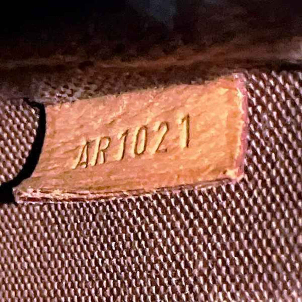 Louis Vuitton Pochette Accessoire  Canvas Clutch Bag