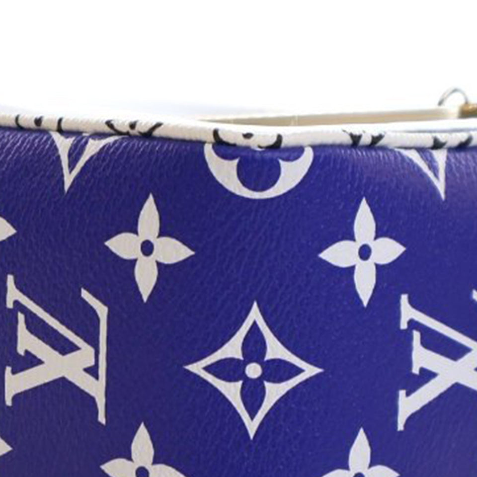 Blue Louis Vuitton Monogram Giant Beach Pouch Shoulder Bag