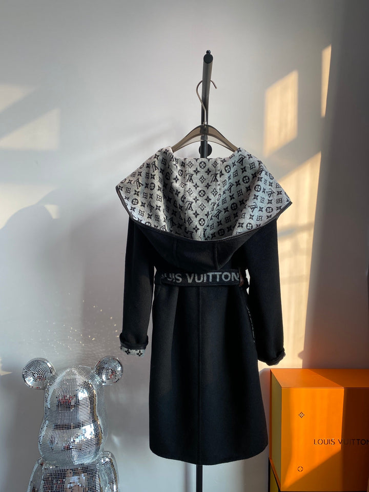 Luxury Louis Vuitton  Wrap Coat 043