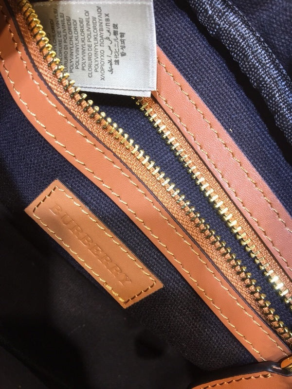 Burberry Bags - Bagsattire   372